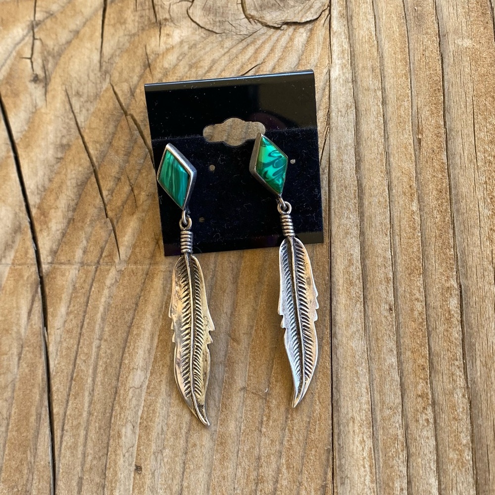 Authentic Malachite Feather Earrings - image 4